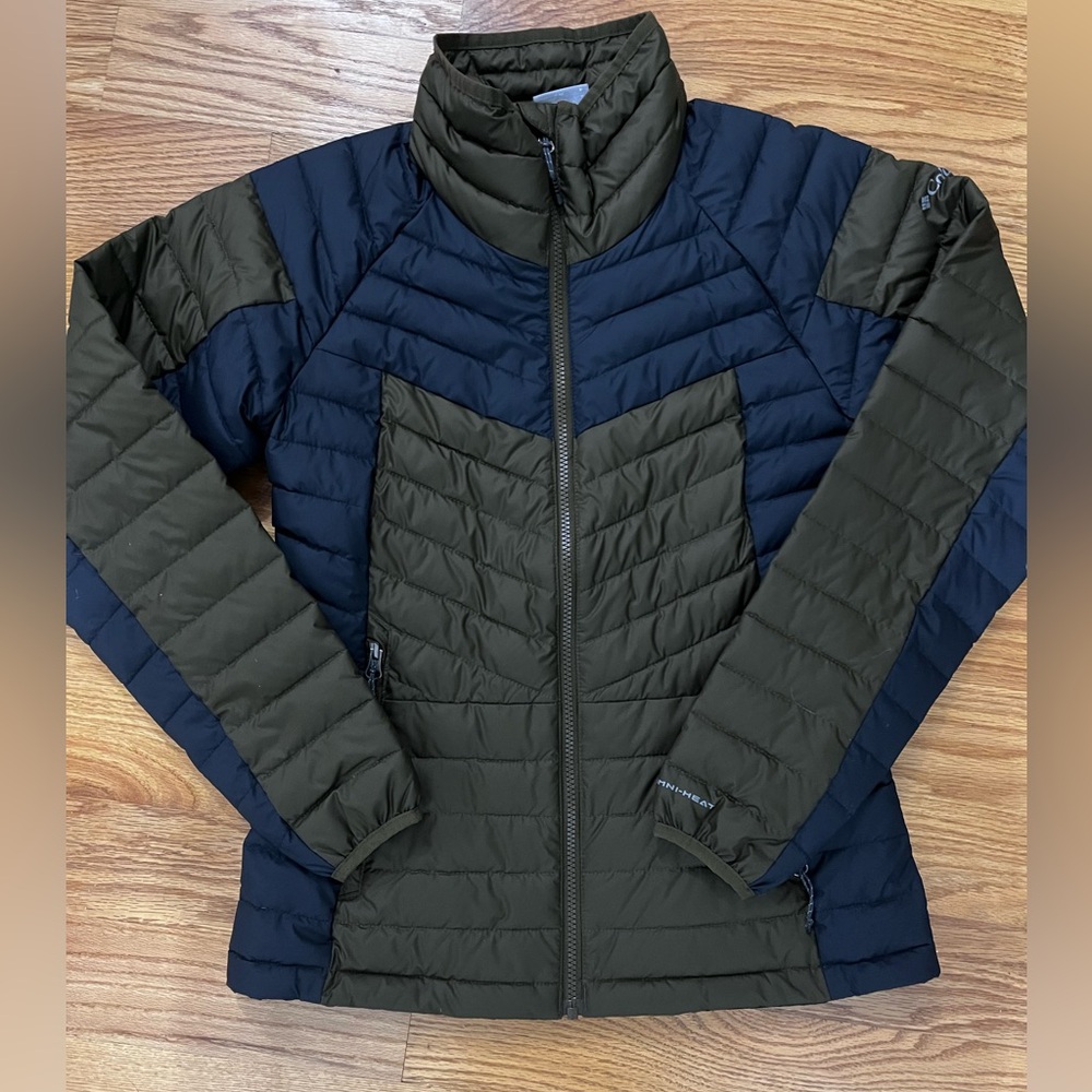 Columbia Women's Black and Olive Puffer Jacket